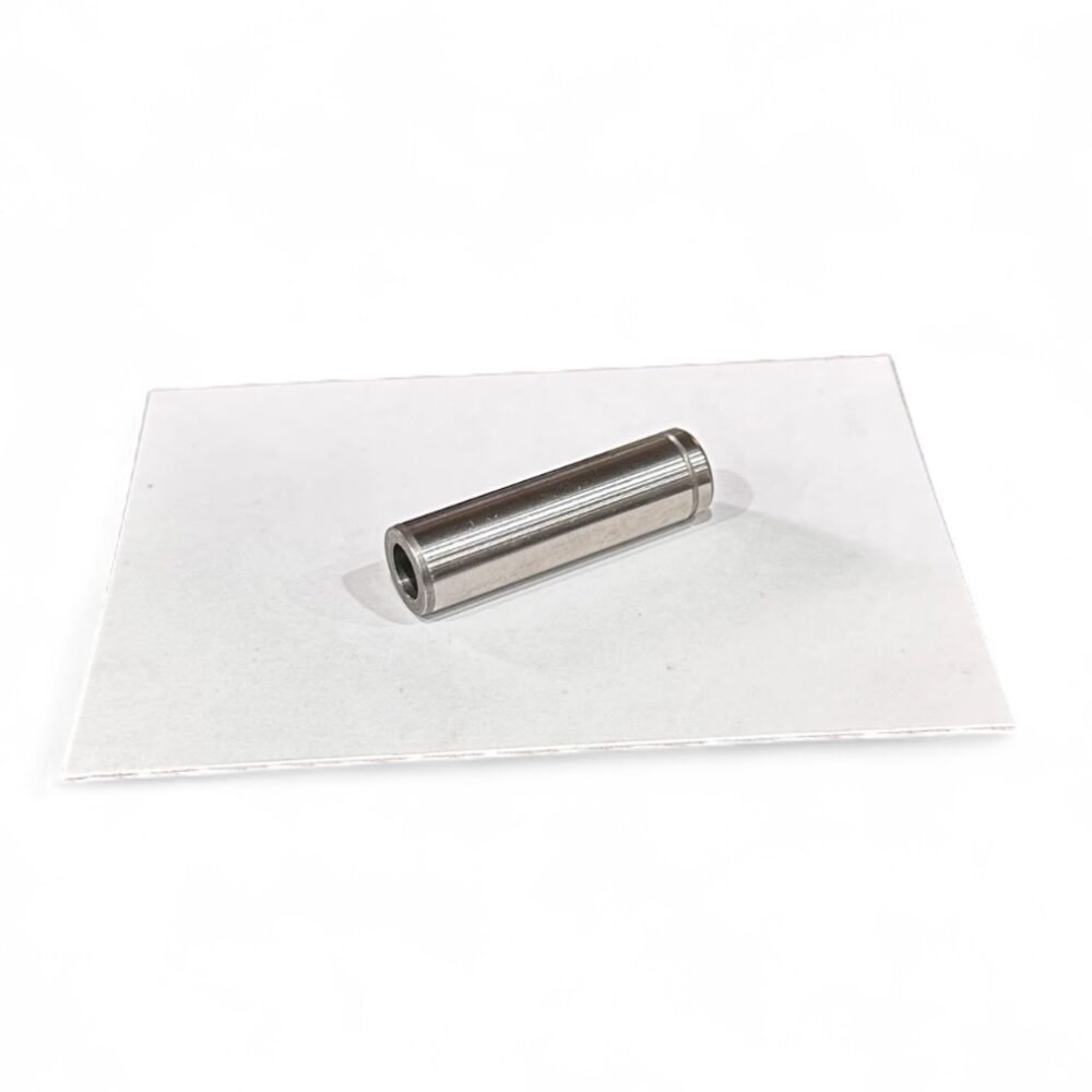 11-8929AM VALVE GUIDE, EXHAUST